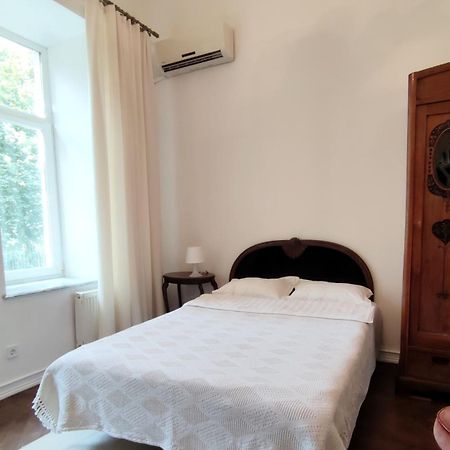 Квартира Возле Дерибасовской Apartment Одеса Екстериор снимка