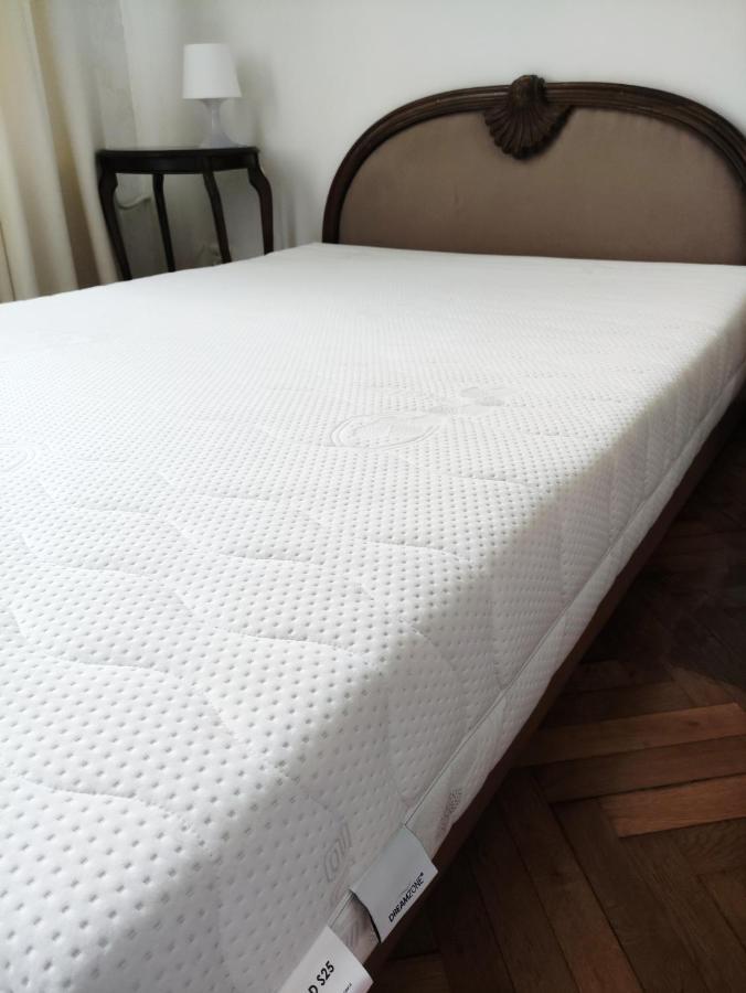 Квартира Возле Дерибасовской Apartment Одеса Екстериор снимка